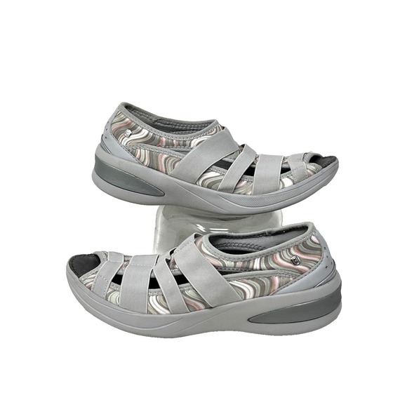 Bzees Shoes Womens Size 7.5 Frill Sandals Flat Gray Slip On Breathable Comfort - Picture 2 of 7